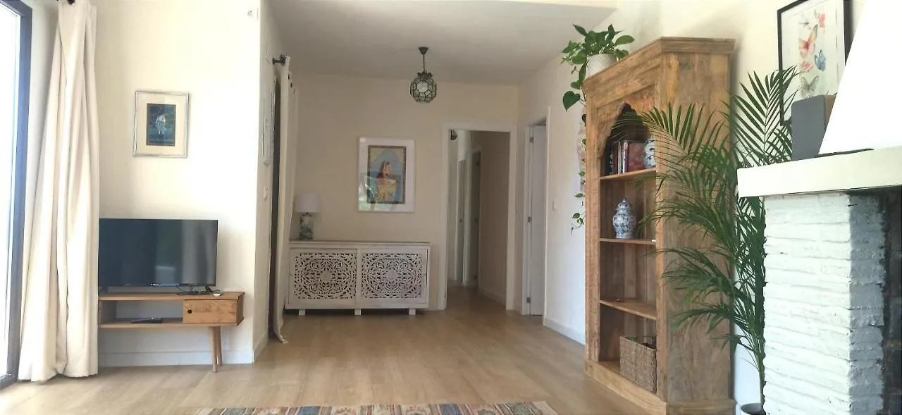 Bonita Casa Blanca En El Bosque. Villa Cordoba 0*,  Spain